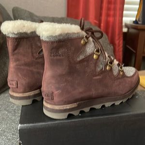 Sorel Snekchic Alpine Shearling & Leather Boot
